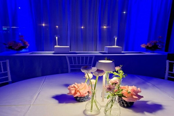 Location Eventi Aziendali Ancona sala in affitto stanza meeting pranzi cene aziendali eleganti convegni incontri B
