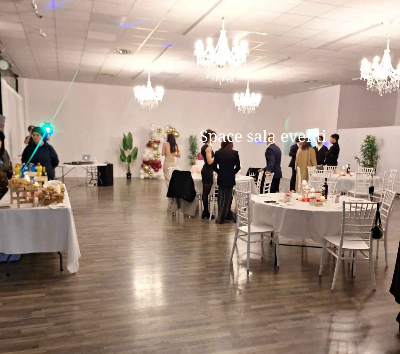 Sala feste di laurea Ancona location per cena di laurea festa amici