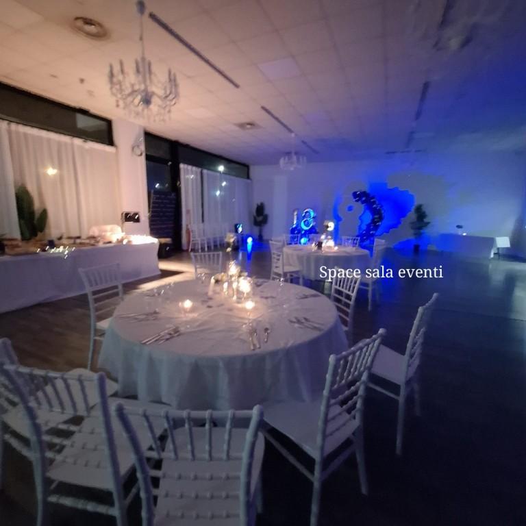 Stanza per Diciottesimi Ancona sala per compleanno 18 anni affitto festa privata party